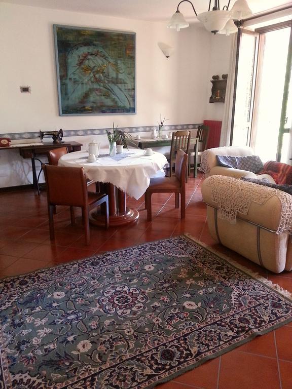 Bed and Breakfast Il Nido Del Pettirosso Borgomanero Exterior foto
